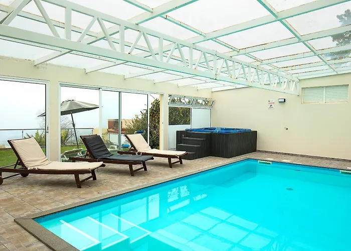 Casa Da Relva Com Piscina Aquecida Interna