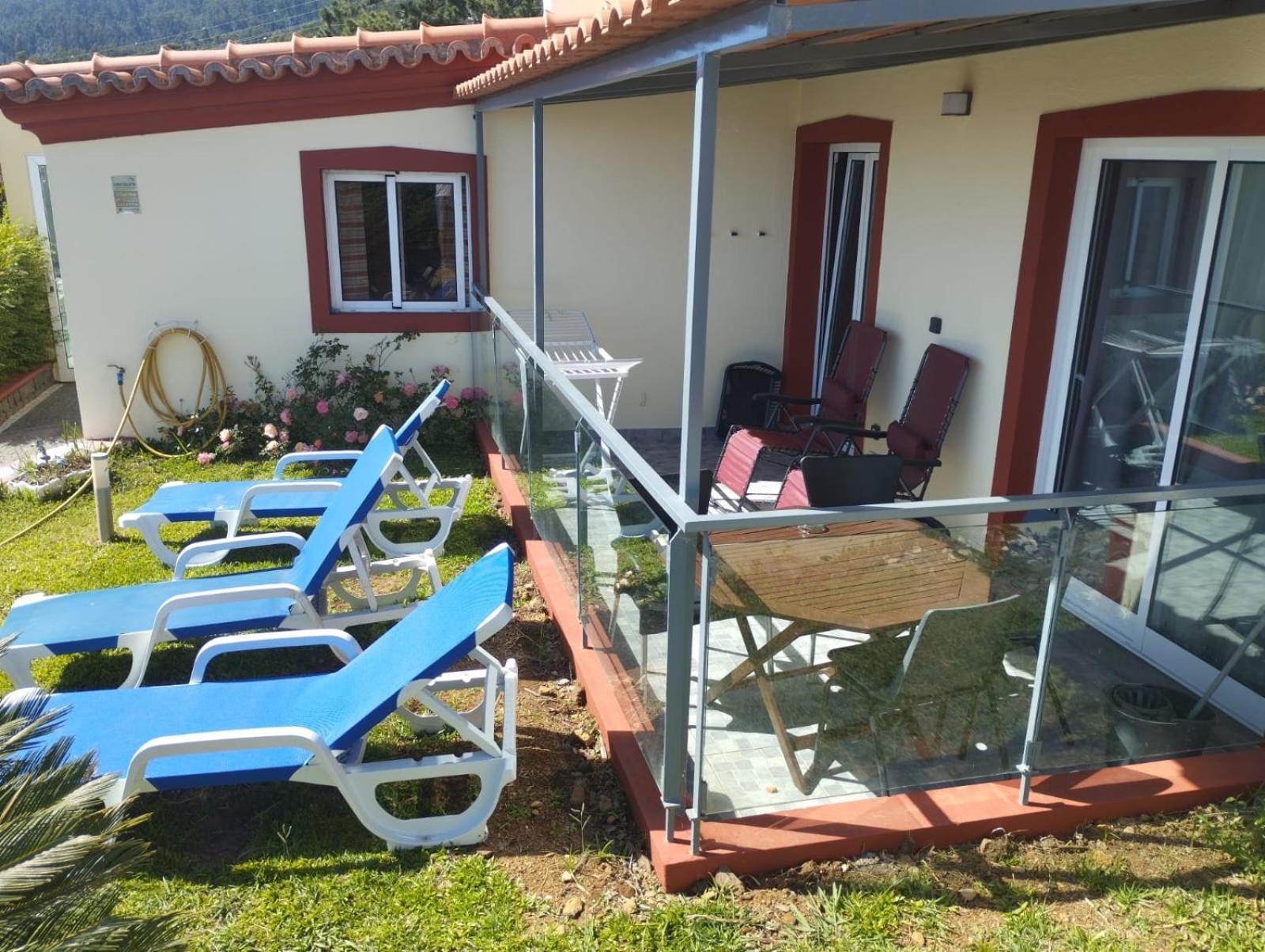 Casa Da Relva Com Piscina Aquecida Interna Apartment Arco da Calheta (Madeira)