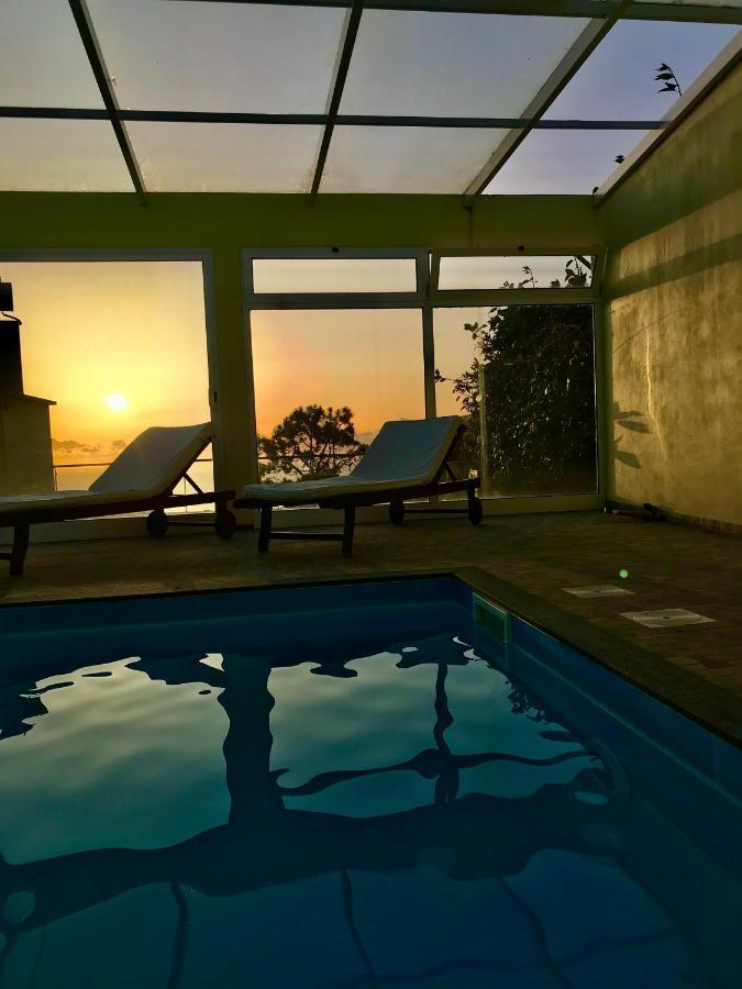 Casa Da Relva Com Piscina Aquecida Interna