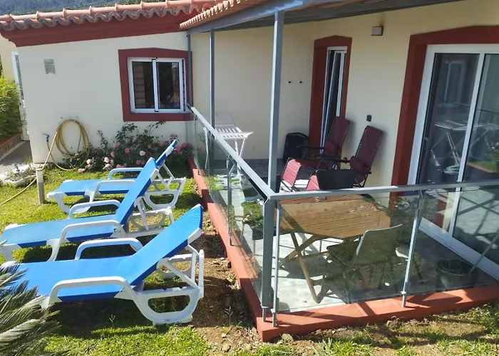 Casa Da Relva Com Piscina Aquecida Interna